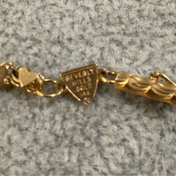 Beverly Hills Gold: 14k. Yellow gold Vintage heart link sweetheart bracelet - Picture 3 of 5
